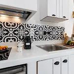 Daire La Luna Suite, Naxos Town Center *