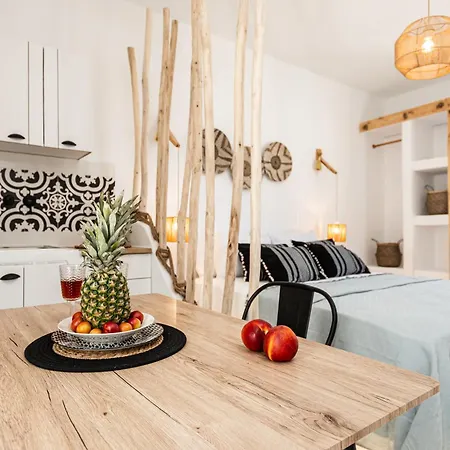 Appartamento La Luna Suite, Naxos Town Center