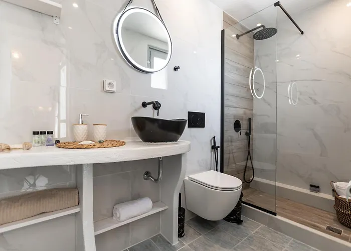 La Luna Suite, Naxos Town Center Апартаменты *